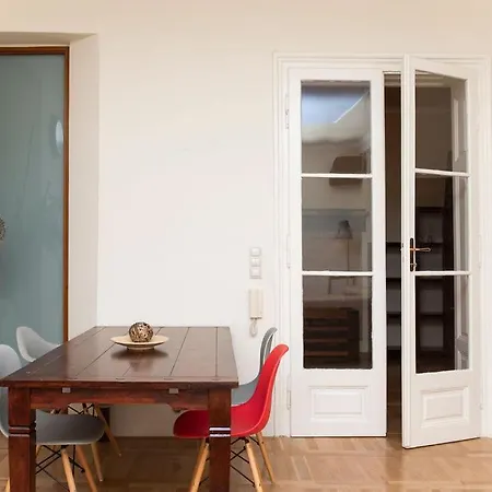 Velky Apartment